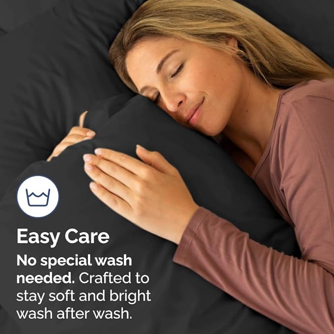 Pillowcases - Ultra Soft Hotel Quality Pillowcase Covers - Comfy, Cozy & Wrinkle Free - Shrinkage and Fade Resistant - Machine Washable Pillow Protectors - (Queen, Black, 4 Piece Set)