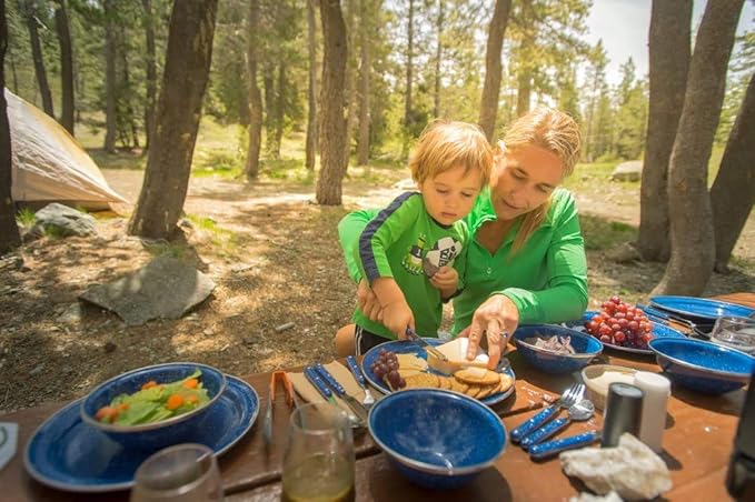 GSI Outdoors Pioneer Enamel 12 Pieces (4-Person) Dish Set I Enamelware Dishes Including Plates, Bowls and Mugs for Camping, Outdoors, RV, Camp, Blue