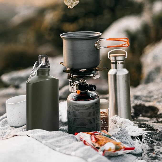 balacoo Camping Canteen, Portable Aluminum Army Water Bottle, Flat Design, 500ml, Ideal for Hiking, Camping, and Outdoor Activities (Random Color)