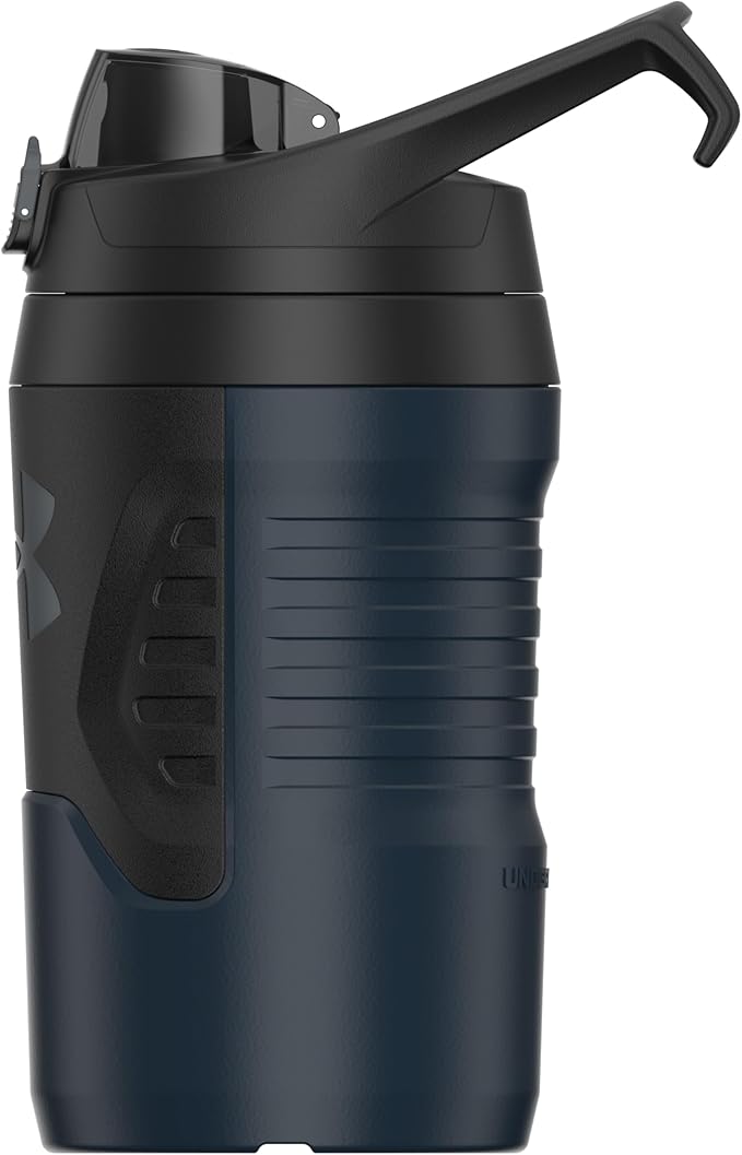 Under Armour 32 oz Insulated Water Bottles - Sports Water Jug with Handle, Fence Hook, Leak Resistant for Baseball, Football & More, 32 oz Water Bottles, Sports Water Bottle Insulated