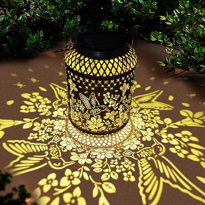 Hummingbird Solar Lanterns Outdoor Waterproof Garden Decor Women Birthday Gifts for Mom Grandma Sister Metal Hanging Solar Lights for Yard Patio Backyard Lawn Porch Decorations