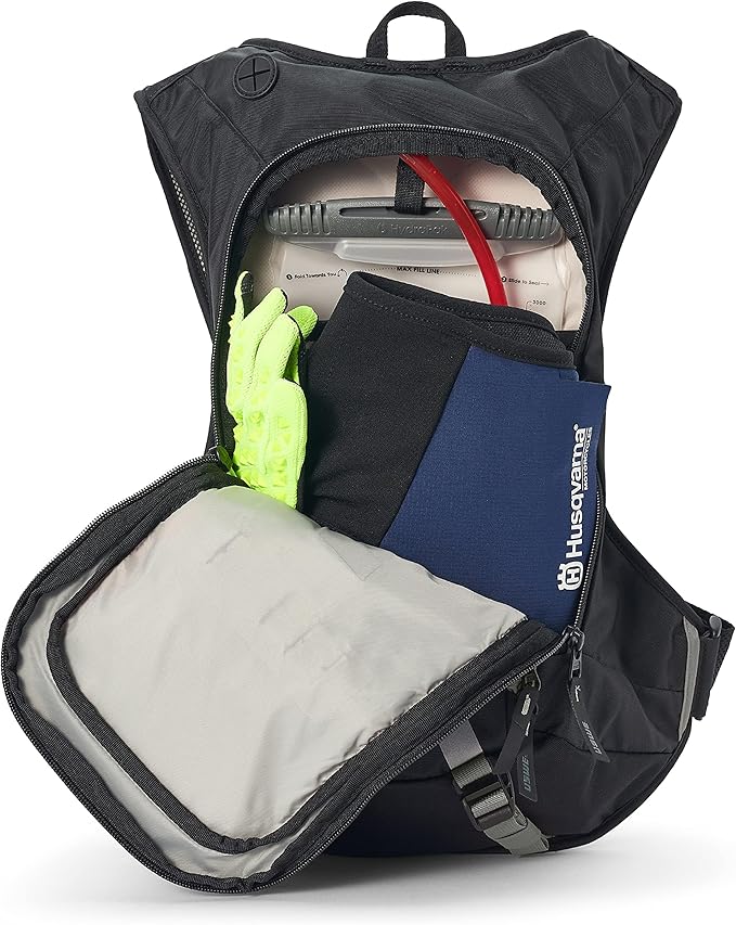 USWE Outlander Hydration Pack with Water Bladder, Hydration Backpack - Backpack for Cycling, MTB, Trail Running & More